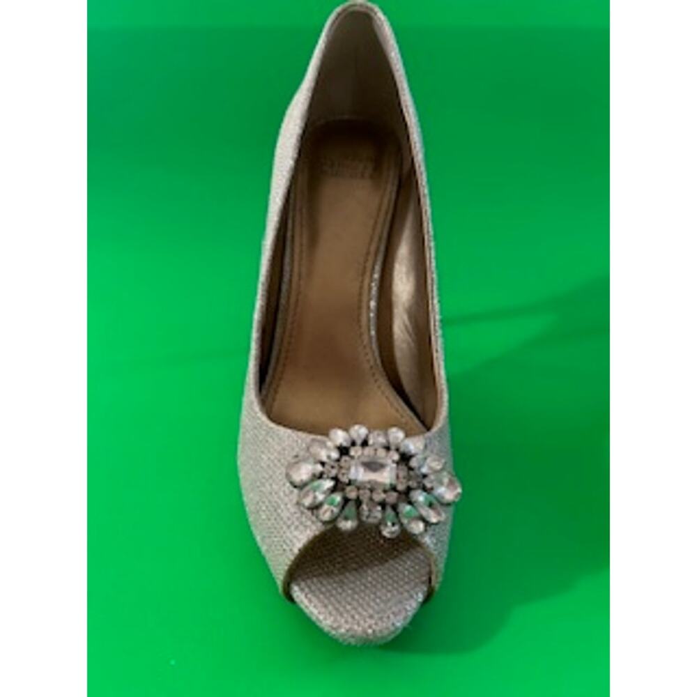 Badgley Mischka Belle Silver 3" Heels Stiletto Pumps Jewel Detail Size 9 - Picture 2 of 9